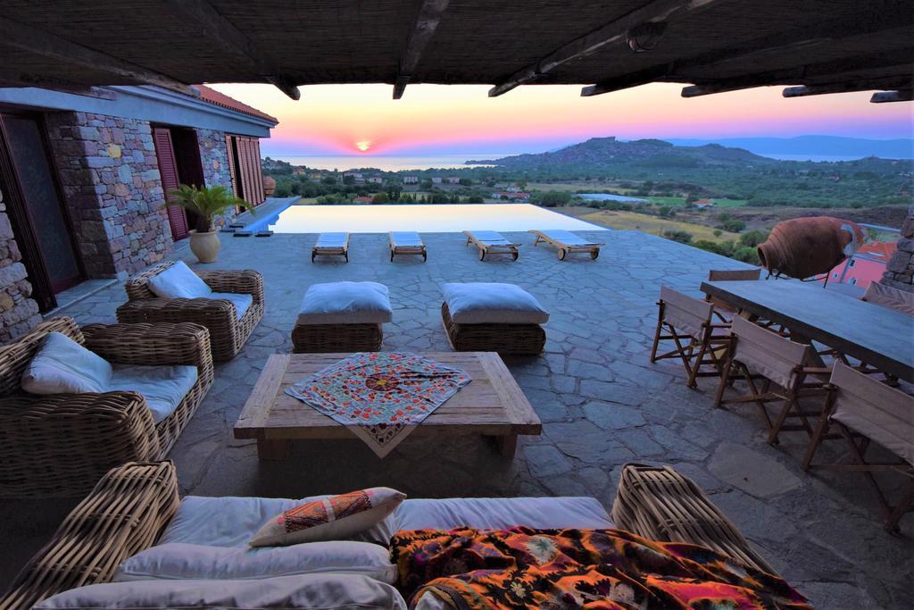 Villa Molivos Views Mithimna Bagian luar foto