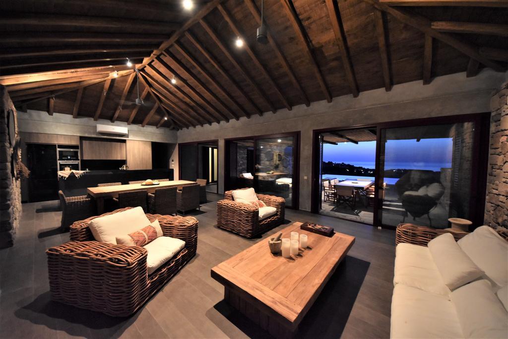 Villa Molivos Views Mithimna Bagian luar foto